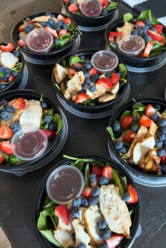 Mixed Berry Salad with or without Seasoned Baked Chicken (GF)